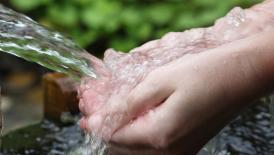 Water and Tourism: Challenges and Opportunities